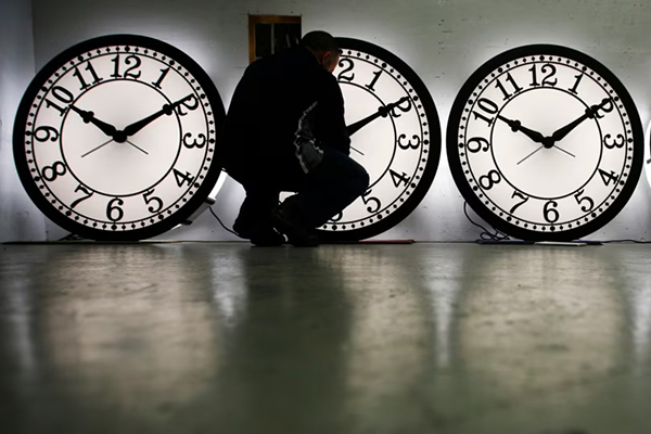 Daylight Saving Time: Why Do We Set Our Clocks Forward in Spring ...